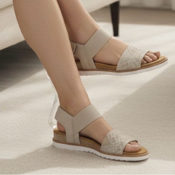 Skechers Shoes - NWT Skechers Cali Beverly Summer Cove Wedge Sandals Tan 6.5